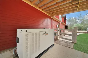 20011 Hilltop Ranch Dr, Montgomery, TX 77316 - Photo 37