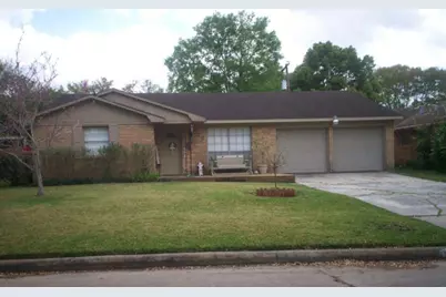 118 Outlook Drive, Houston, TX 77034 - Photo 1