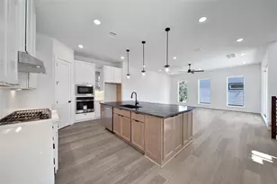 4404 Anthony Ct Ln, Seabrook, TX 77586 - Photo 9
