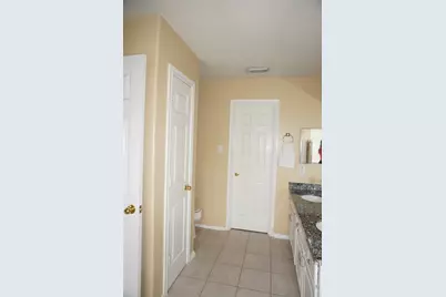 14310 Larkhall Lane, Houston, TX 77014 - Photo 19