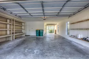 6 Greycrest Pl, The Woodlands, TX 77382 - Photo 7