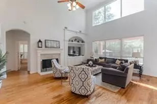 6 Greycrest Pl, The Woodlands, TX 77382 - Photo 15