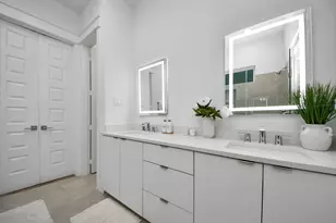 531 Schweikhardt St, Houston, TX 77020 - Photo 9