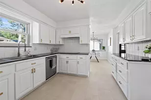 13202 Lakecrest Dr, Cypress, TX 77429 - Photo 11