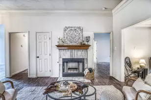 503 Hickory Hollow Ln, Brenham, TX 77833 - Photo 5