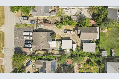 2084 Harland Drive, Houston, TX 77055 - Photo 9