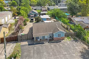 2084 Harland Dr, Houston, TX 77055 - Photo 3