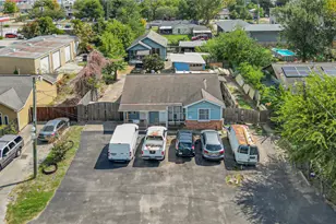 2084 Harland Dr, Houston, TX 77055 - Photo 7