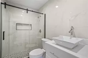 515 Tallowood Rd, Houston, TX 77024 - Photo 5