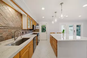 6452 Burgoyne Rd, Houston, TX 77057 - Photo 9