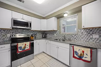 4402 Hickory Grove Drive, Houston, TX 77084 - Photo 7