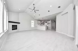 18555 Porta Marina Dr, Fresno, TX 77545 - Photo 17