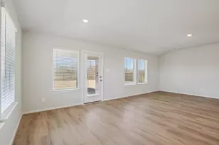 17768 Ml Mnr Dr, Montgomery, TX 77316 - Photo 5