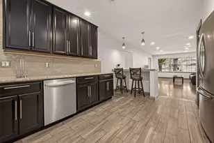 4105 Lymbar Dr, Houston, TX 77025 - Photo 11