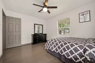 4105 Lymbar Dr, Houston, TX 77025 - Photo 21