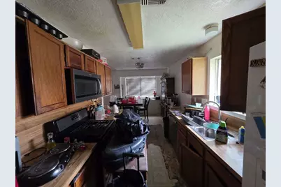 10913 Mulberry Court, La Porte, TX 77571 - Photo 3