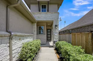 363 Mallorn Ln, Montgomery, TX 77316 - Photo 3