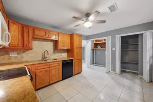 15522 Winter Briar Dr, Houston, TX 77489 - Photo 7