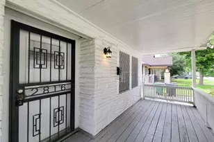 2816 Elser, Houston, TX 77009 - Photo 3