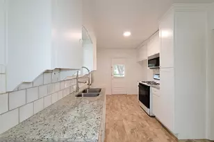 2816 Elser, Houston, TX 77009 - Photo 11