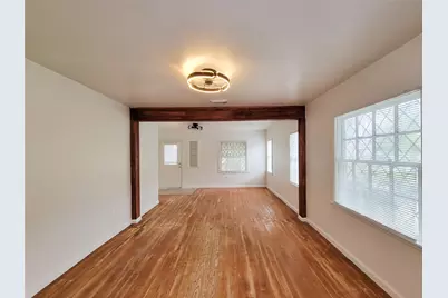 2816 Elser, Houston, TX 77009 - Photo 9