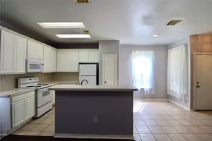 14306 Melody Glen Ln, Houston, TX 77014 - Photo 7