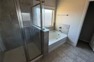 3010 Royal Albatross Dr, Texas City, TX 77590 - Photo 9