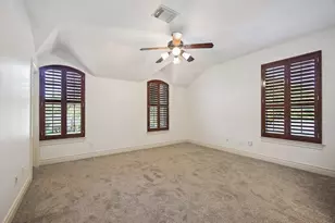 4911 Imperial St, Bellaire, TX 77401 - Photo 35