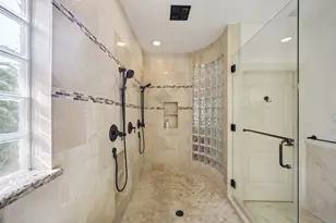 4911 Imperial St, Bellaire, TX 77401 - Photo 25