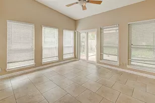 2302 Brook View Ln, Sugar Land, TX 77479 - Photo 17
