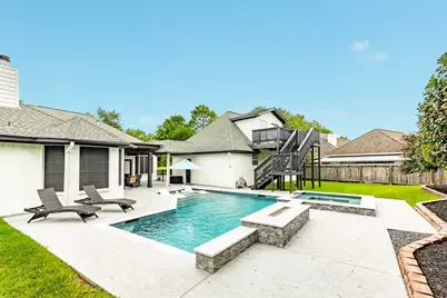 294 Timbercreek Drive, Lake Jackson, TX 77566 - Photo 33