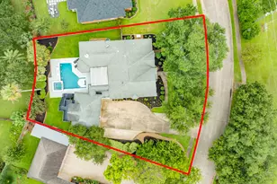 294 Timbercreek Dr, Lake Jackson, TX 77566 - Photo 5