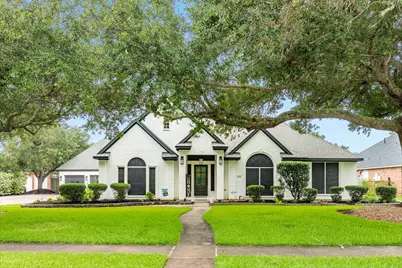 294 Timbercreek Drive, Lake Jackson, TX 77566 - Photo 1