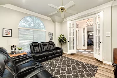 294 Timbercreek Drive, Lake Jackson, TX 77566 - Photo 19