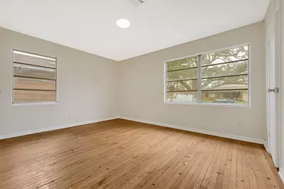 914 Peach Spring Drive, Houston, TX 77088 - Photo 19