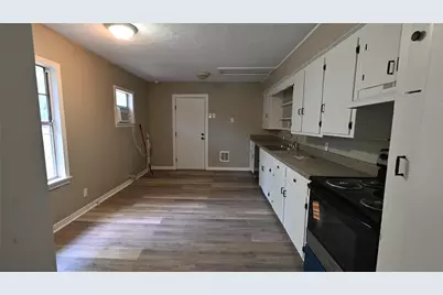 701 Clay Street, Cleveland, TX 77327 - Photo 27