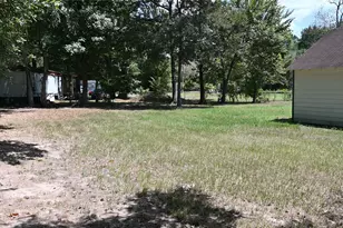 701 Clay St, Cleveland, TX 77327 - Photo 9