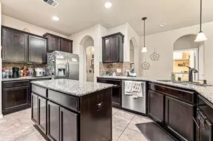 18118 Banpo Ct, Houston, TX 77044 - Photo 5
