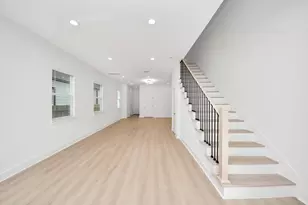 8601 Amadwe St, Houston, TX 77051 - Photo 17