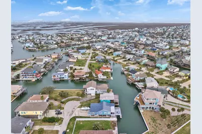 16703 Curlew Road Road, Jamaica Beach, TX 77554 - Photo 37