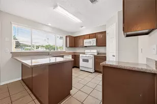 16026 Sweetwater Creek Dr, Houston, TX 77095 - Photo 11
