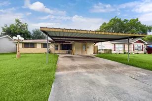 5618 Sweetbriar St, Houston, TX 77017 - Photo 1