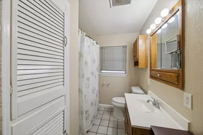 5618 Sweetbriar Street, Houston, TX 77017 - Photo 11