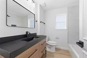 9607 Kemp Forest Dr, Houston, TX 77080 - Photo 21