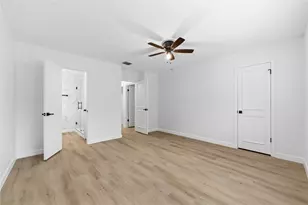 9607 Kemp Forest Dr, Houston, TX 77080 - Photo 15