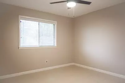 7310 Westbranch Drive, Houston, TX 77072 - Photo 17