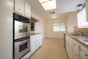 7310 Westbranch Dr, Houston, TX 77072 - Photo 11