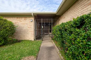 7310 Westbranch Dr, Houston, TX 77072 - Photo 3