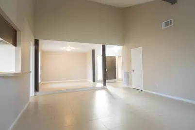 7310 Westbranch Drive, Houston, TX 77072 - Photo 9