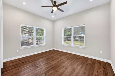 7045 Cayton Street, Houston, TX 77061 - Photo 25